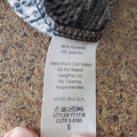 Top - Picture 6 of 6